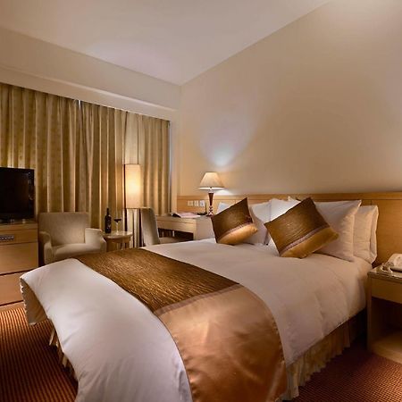 กาล่า โฮเต็ล Hotel ไทเป ภายนอก รูปภาพ