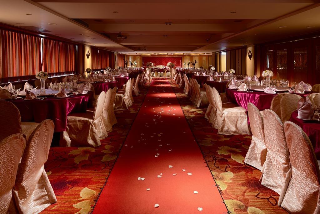 กาล่า โฮเต็ล Hotel ไทเป ภายนอก รูปภาพ