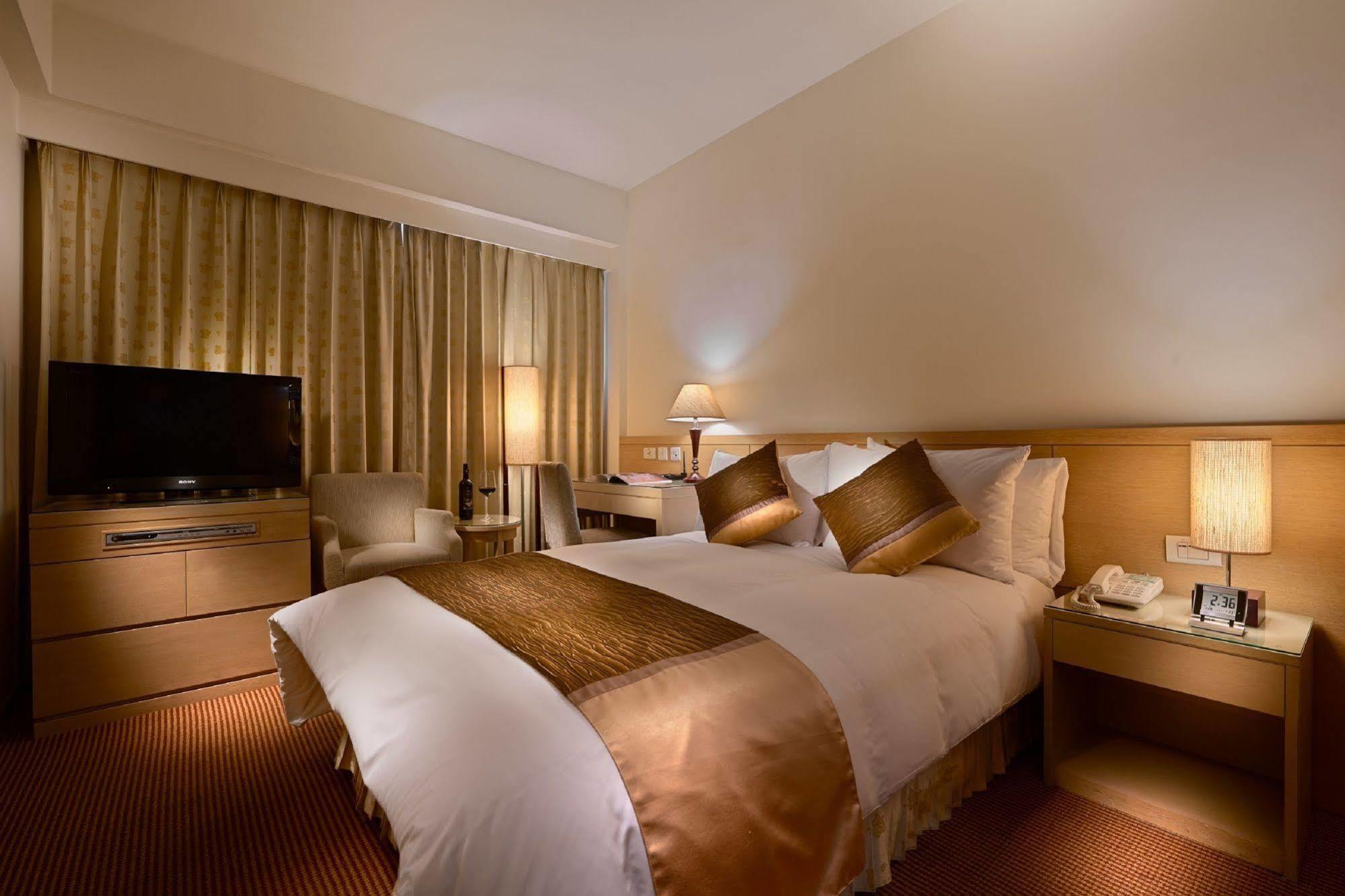 กาล่า โฮเต็ล Hotel ไทเป ภายนอก รูปภาพ